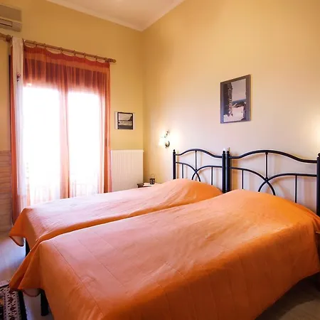 Guest house Mpalkoni Sti 3*