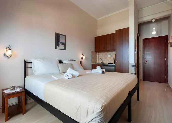 بيت ضيافة Mpalkoni Sti 3*